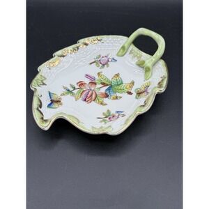 Vintage 5 1/2" Herend Queen Victoria Leaf Shaped Trinket Dish Porcelain